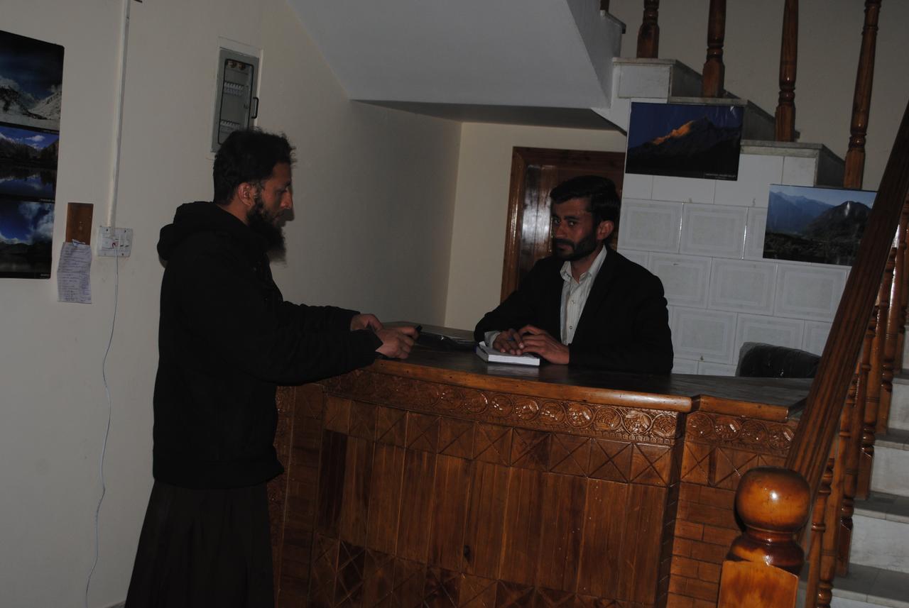 Cozy Lodge Gilgit Exterior photo